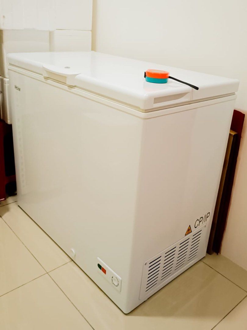 HAIER 207L convertible Chest Freeze 2nd Hand, TV & Home Appliances