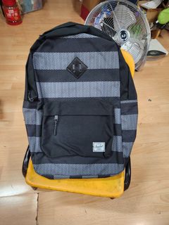 （分類：）位於 。 由 leehokim 提交（商品編號 1231077121，圖片 1）。簡介： 。