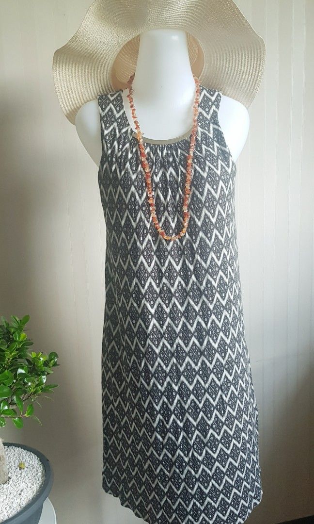 H&m midi dress uk discount
