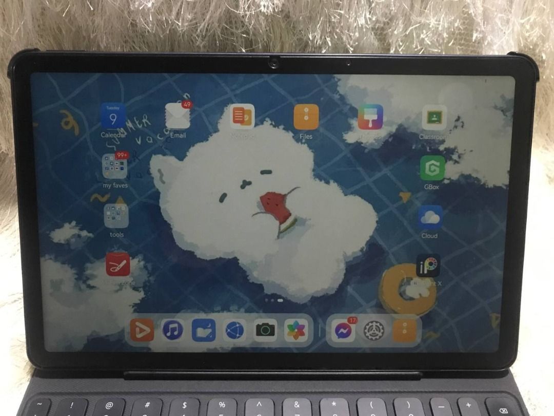 Huawei Matepad 10.4 128gb Tablet with Huawei Keyboard, Mobile Phones