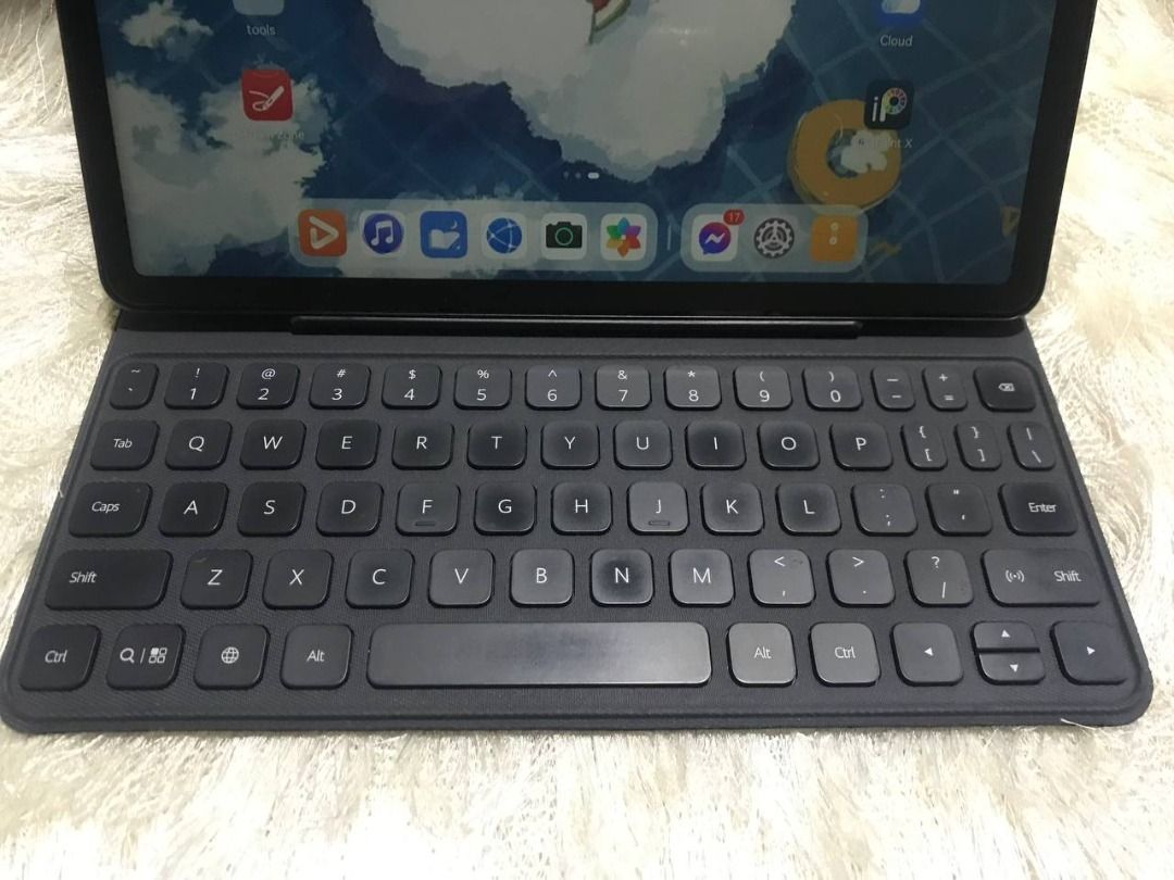 Huawei Matepad 10.4 128gb Tablet with Huawei Keyboard, Mobile Phones