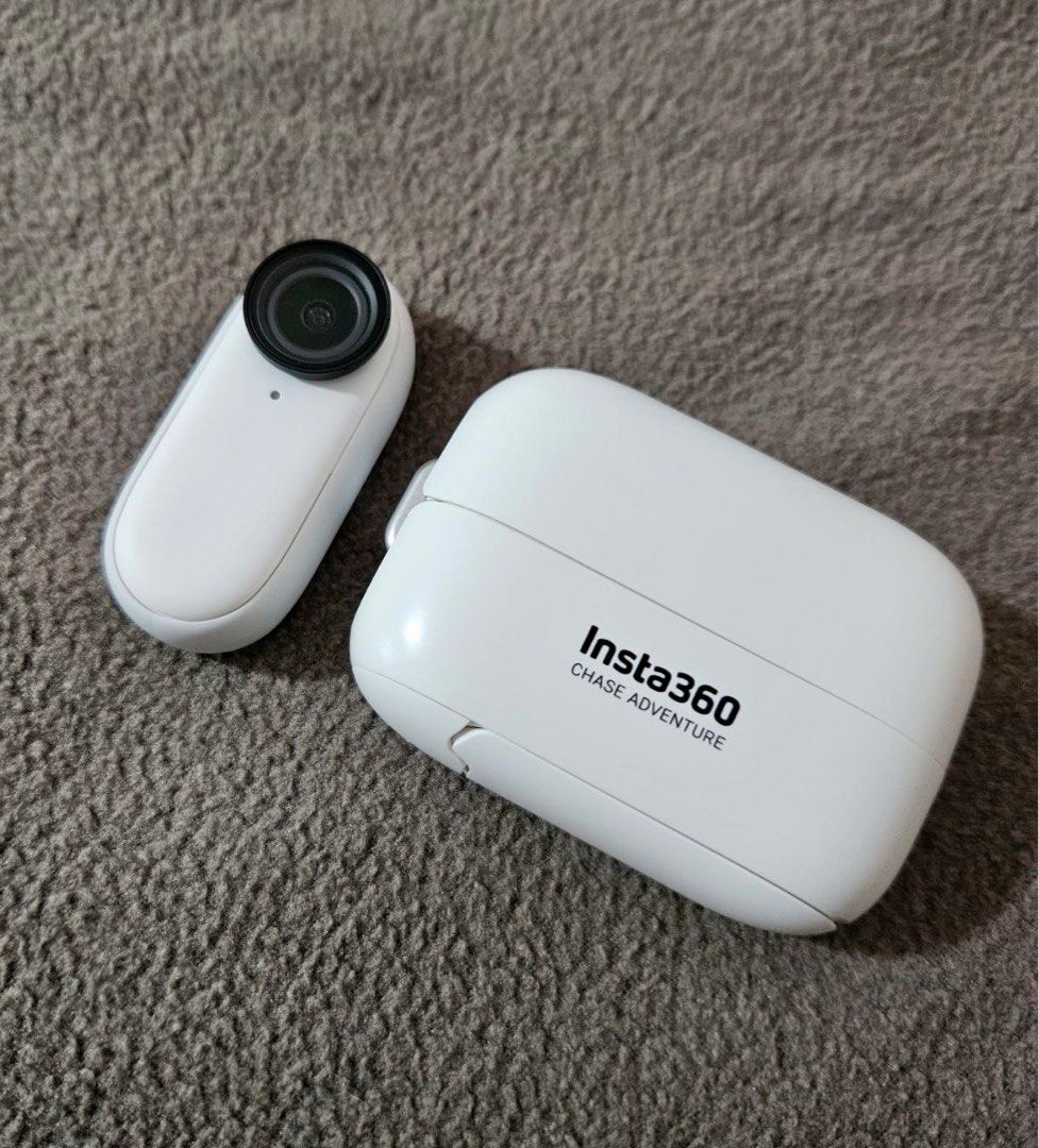 Insta360 GO 2 Selfie Stick Kit (64GB) - World's Smallest Action Camera