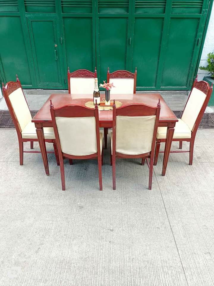 ITALIAN DINING TABLE SET 6 SEATER on Carousell