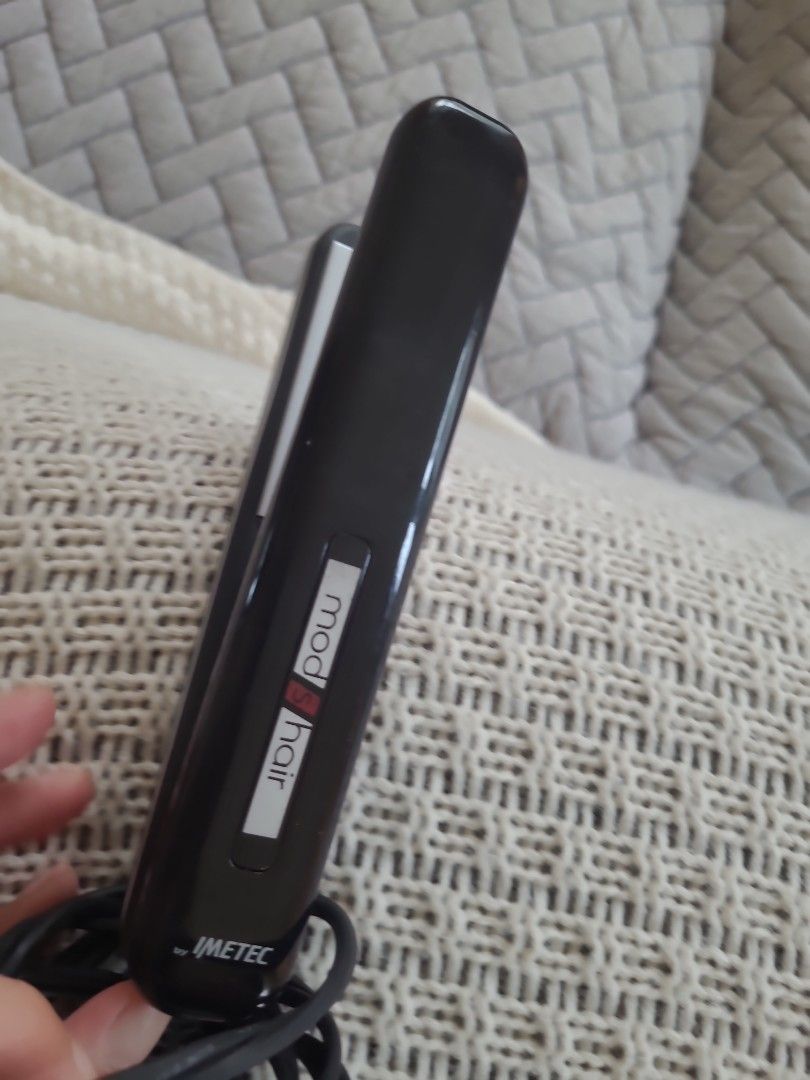 Japanese hair Straightener, Beauty & Personal Care, Hair on Carousell
