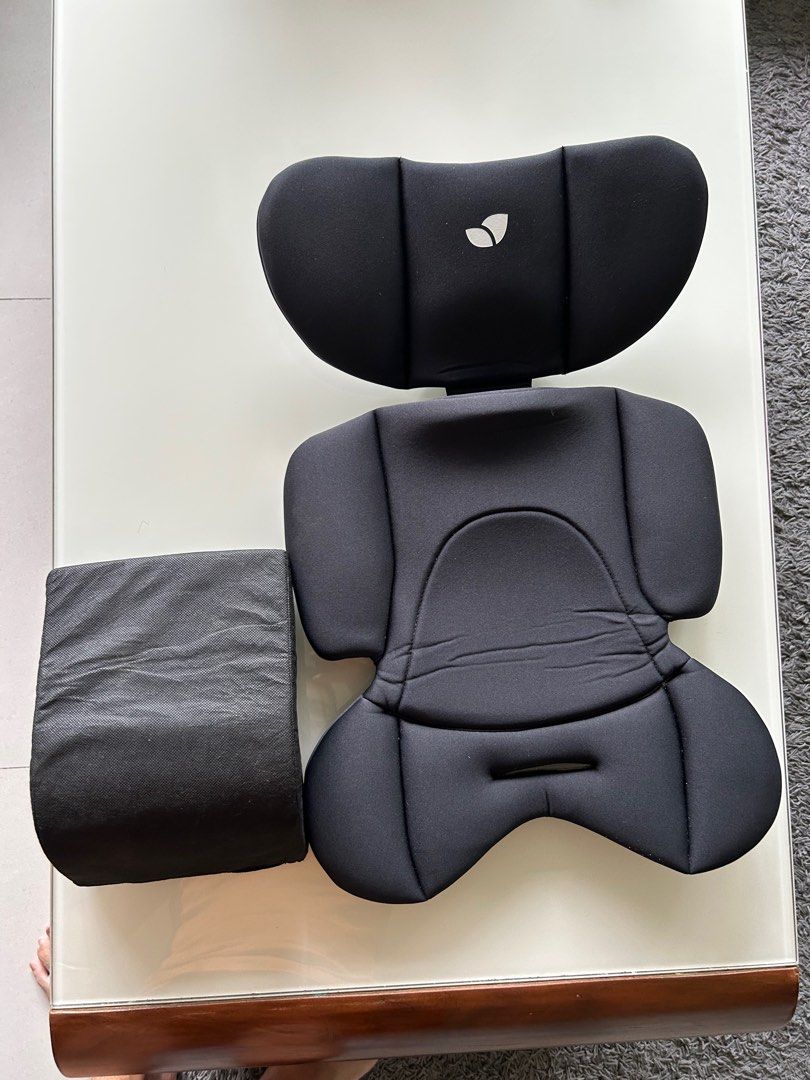 Joie Stages car seat with infant inserts, Babies & Kids, Going Out, Car