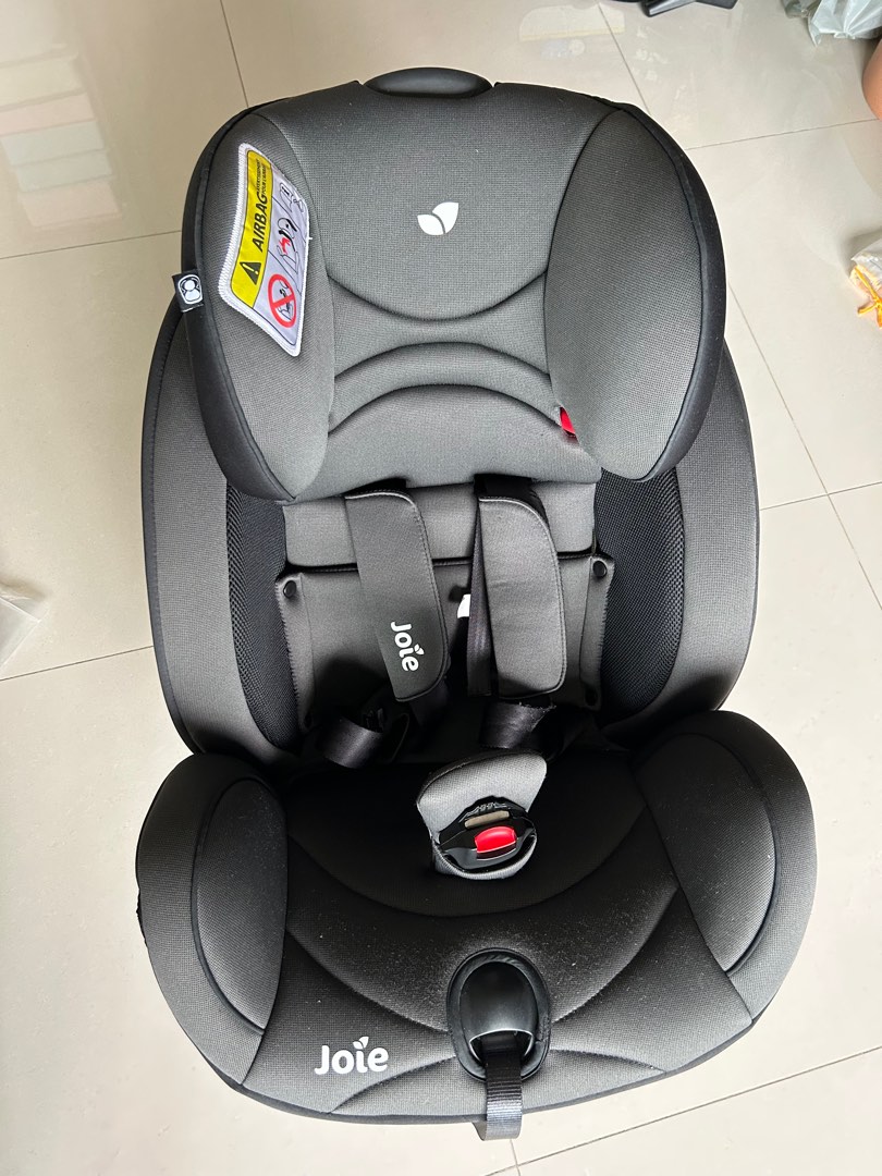 Joie Stages car seat with infant inserts, Babies & Kids, Going Out, Car Seats on Carousell