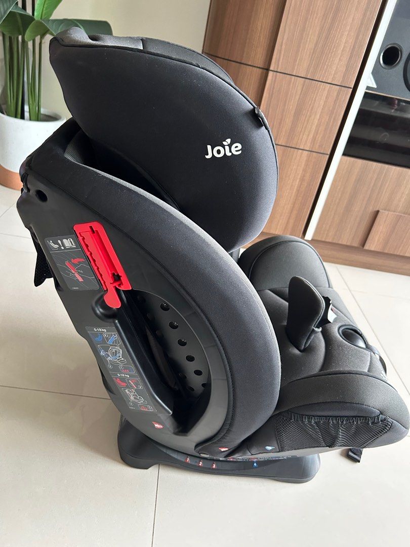 Joie Stages car seat with infant inserts, Babies & Kids, Going Out, Car