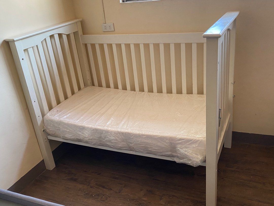 Kendall crib hot sale conversion