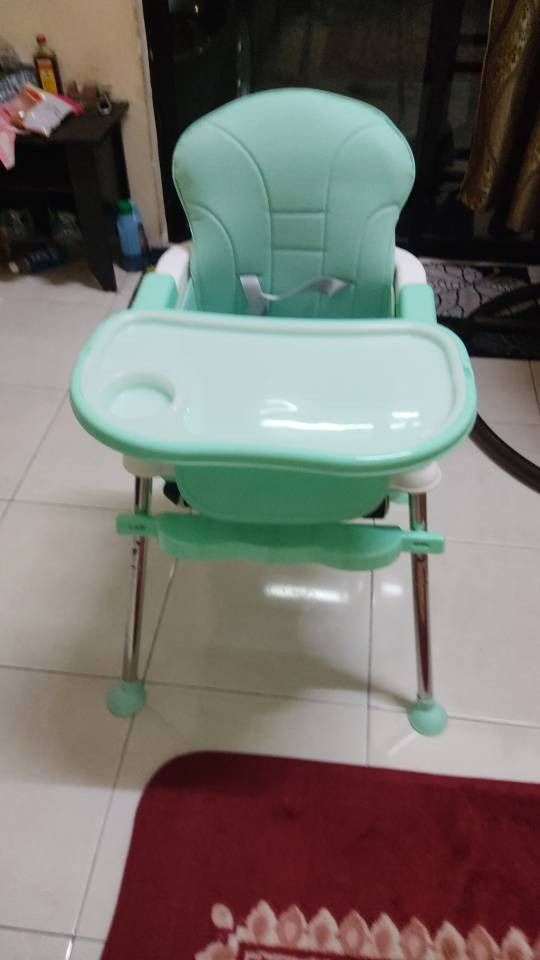 KERUSI MAKAN BAYI, Babies & Kids, Baby Nursery & Kids Furniture, Kids