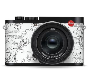 Leica Q2 | Disney "100 Years of Wonder" - Brand New Local Set