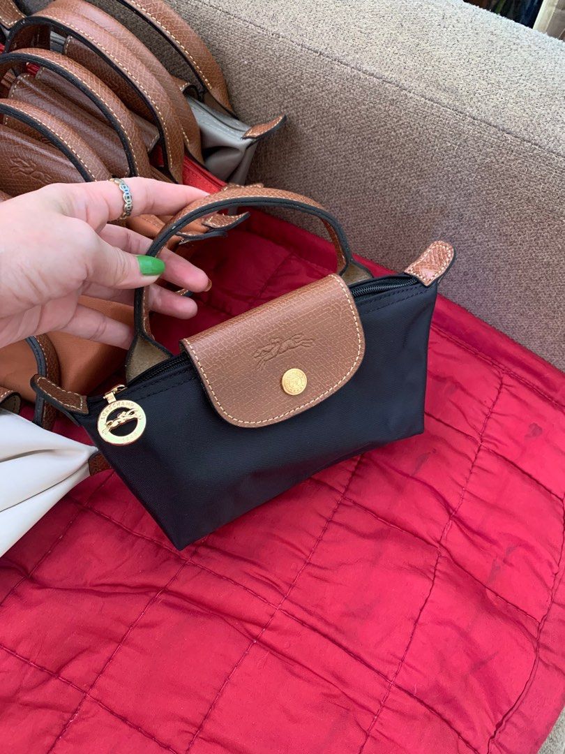 longchamp pouch mini black (Category: Luxury Bags & Wallets) located in Cabuyao City. Submitted by luxbymishy (Listing ID 1231080169, Image 1). Description: brand new condition complete inclusions 💯 original.