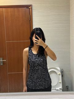(Category: ) located in . Submitted by yishuxx (Listing ID 1230926240, Image 1). Description: .