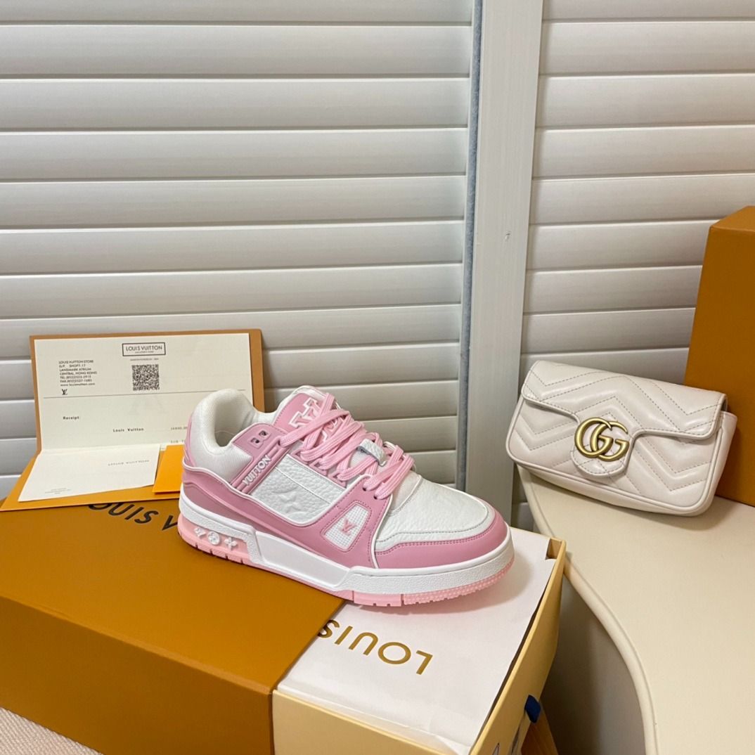 Louis vuitton on sale pink tennis shoes