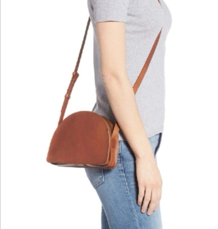 Madewell Half Moon crossbody leather bag tan cognac