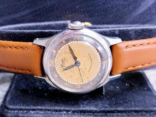 （分類：）位於 。 由 2handwatch 提交（商品編號 1230957204，圖片 1）。簡介： 。