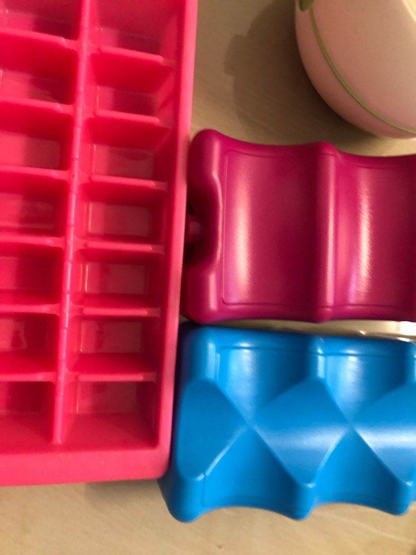 Milk warmer (free ice pack and ice tray), Babies & Kids, Nursing