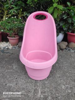 [NC-2]	KETER Kiddies Go - Pink Storage bucket/cart  w/ wheels