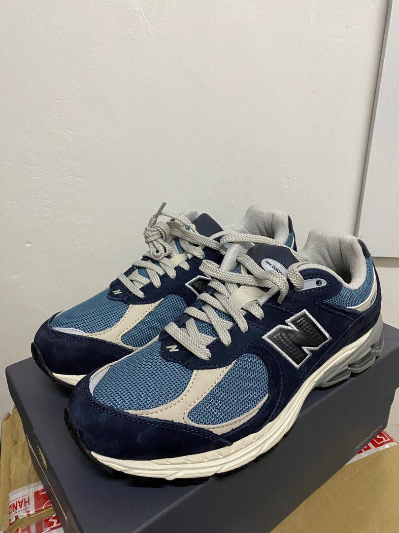 New Balance 2002r “Navy”