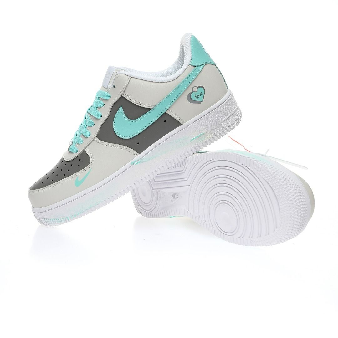 Nike Air Force 1 07 Low