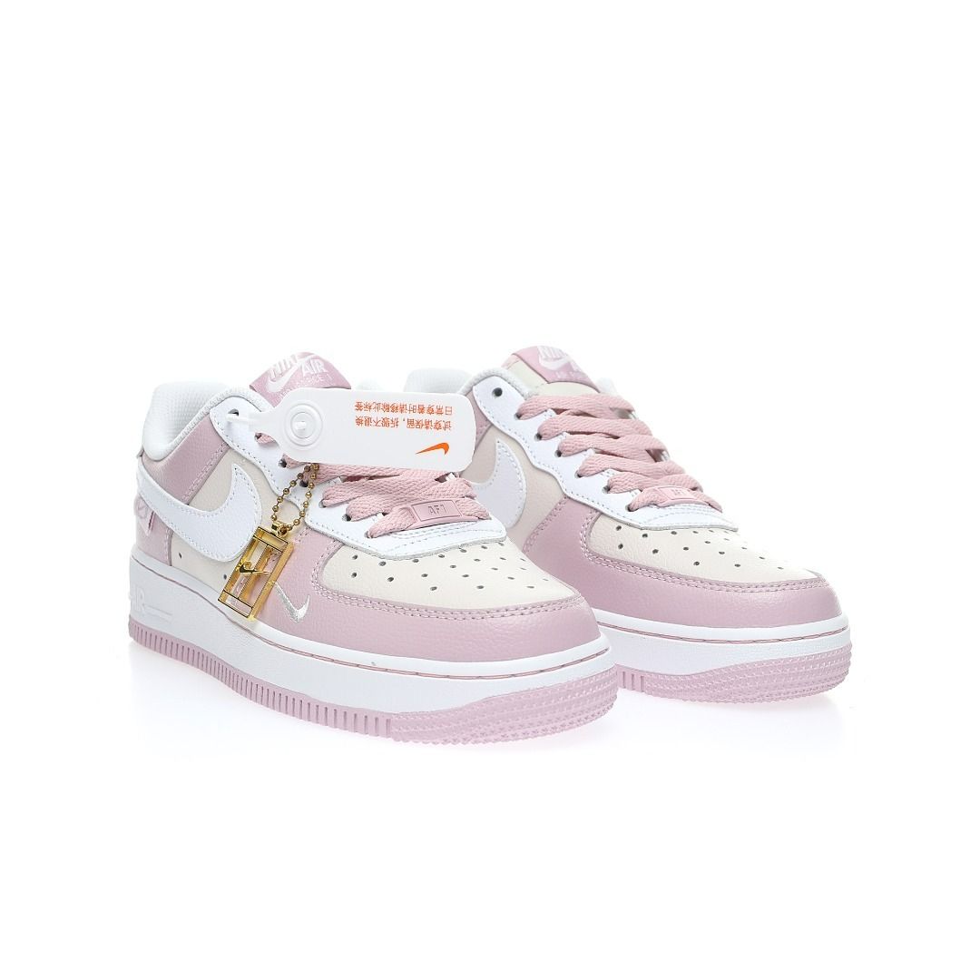 Nike Air Force 1 07 Low QS