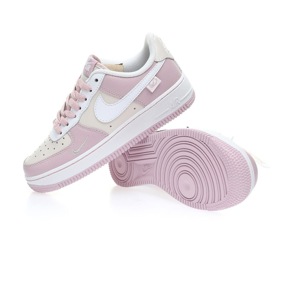 Nike Air Force 1 07 Low QS