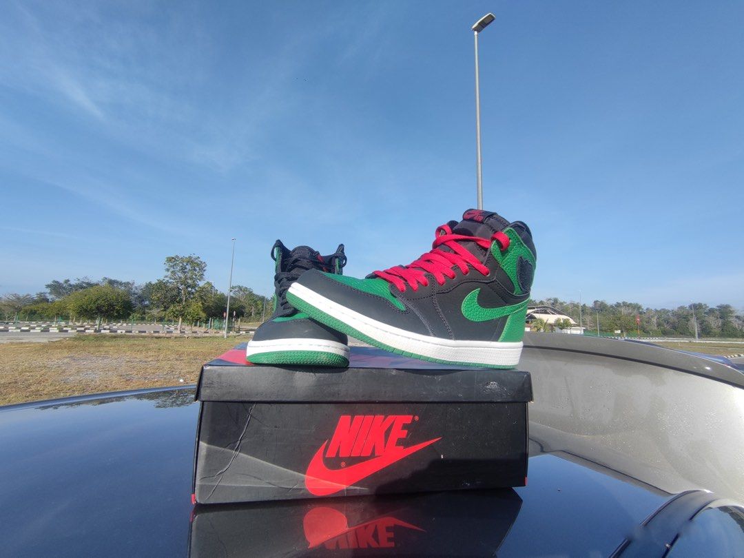 Nike air jordan 1 sale retro high og black/pine green