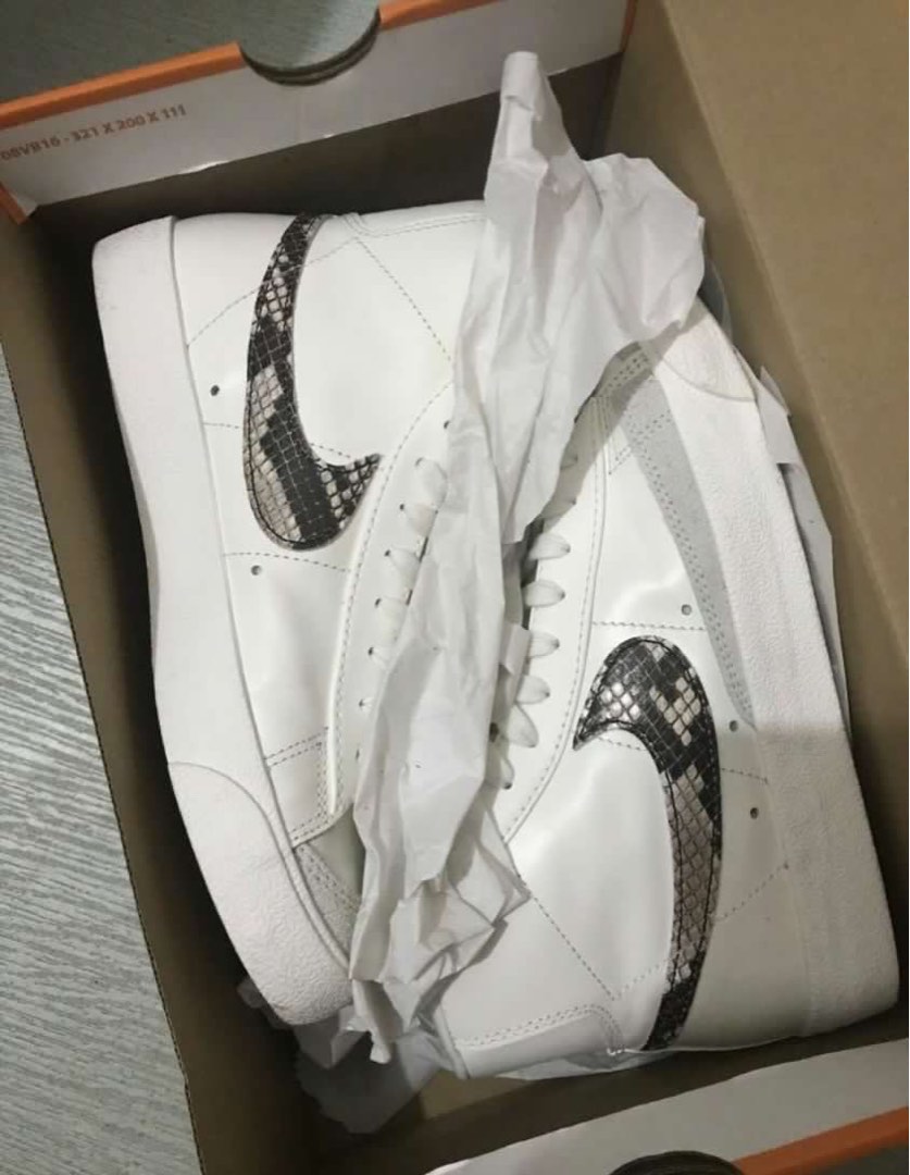 blazer mid 77 snake