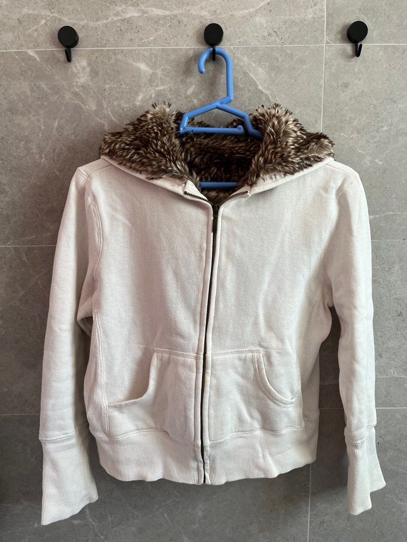 Off White Fur Hoodie Women s Fashion Coats Jackets and