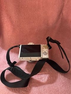 (Category: ) located in . Submitted by sgprelovedstuffs (Listing ID 1230952856, Image 1). Description: .