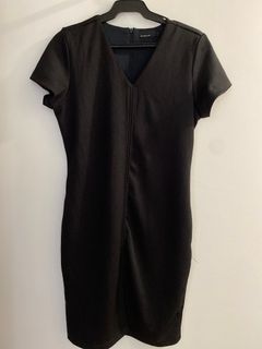 (Category: ) located in . Submitted by raid.my.closet (Listing ID 1230958277, Image 1). Description: .