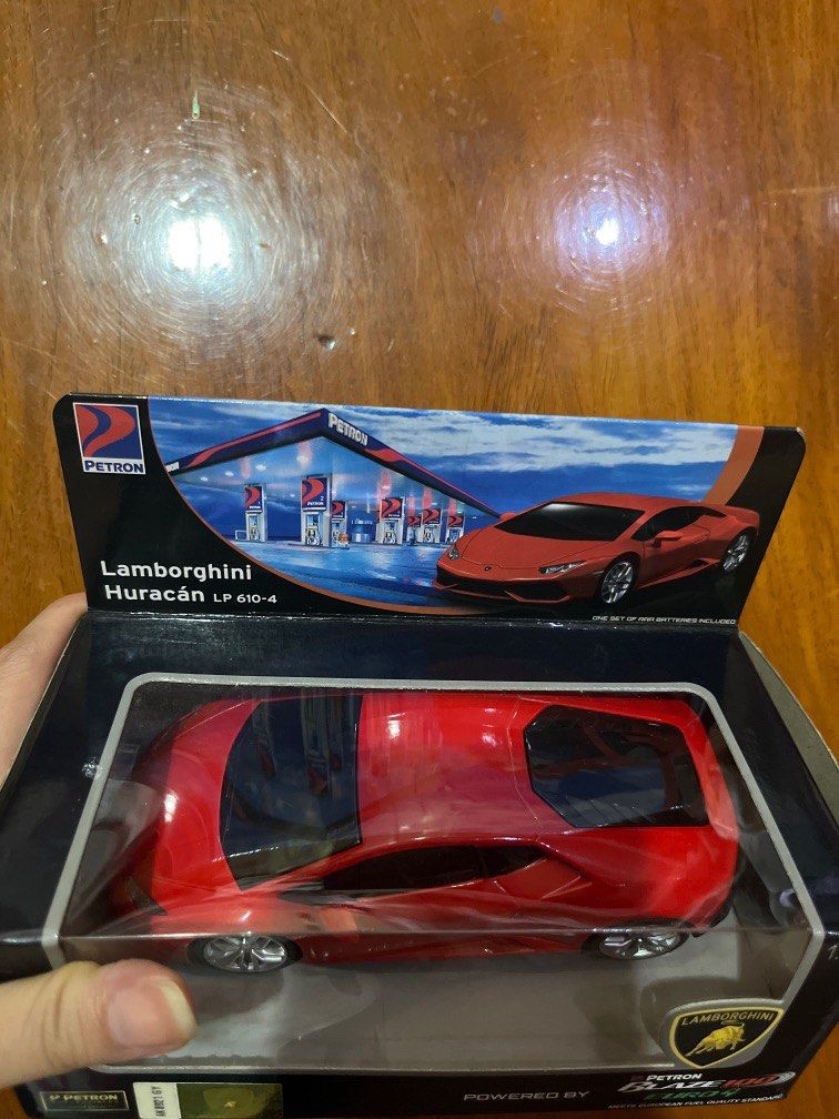 Petron Lamborghini Huracan LP 610-4 (Category: Vehicle & Diecast Models) located in Pasig City. Submitted by designeritems4less (Listing ID 1231035014, Image 2). Description: Brand new in box Petron Lamborghini collectible.