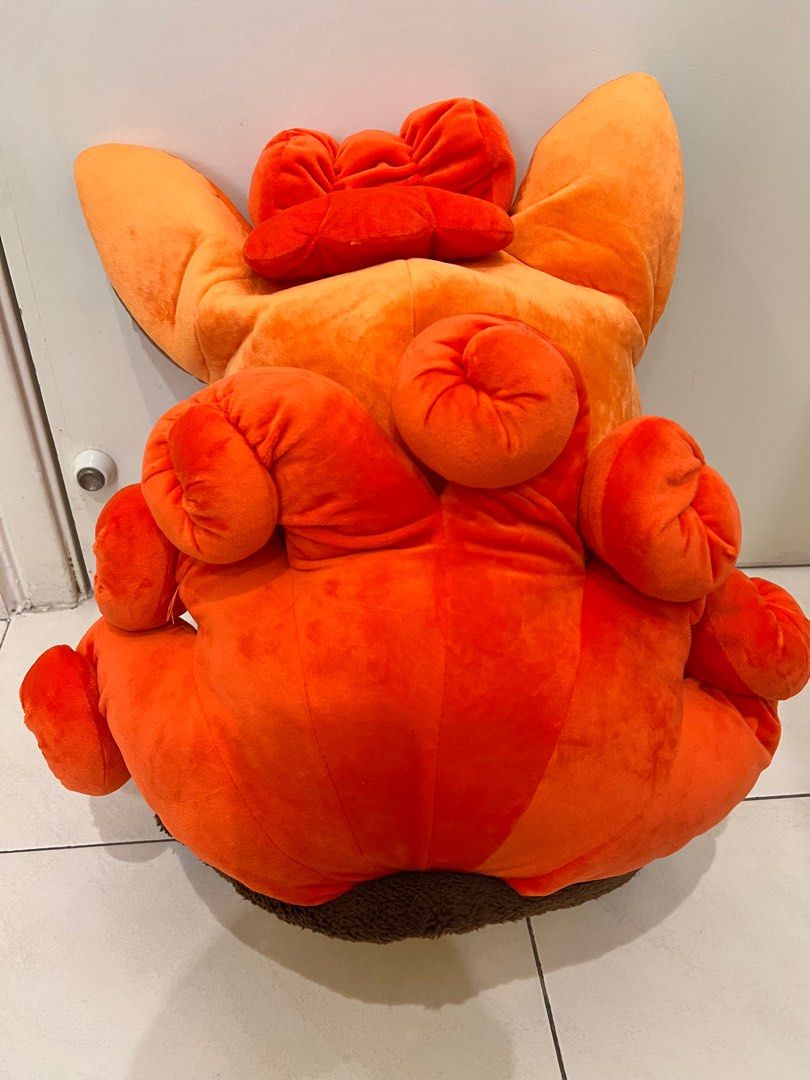 Pikachu discount vulpix plush