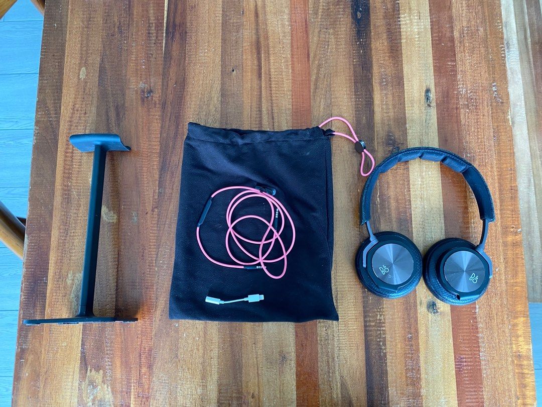 Rapha headphones store