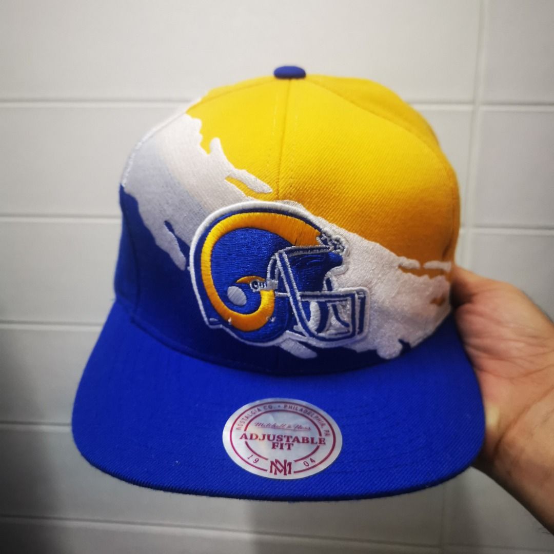 Mitchell and ness rams hat top