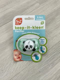 Raz Baby Keep it Kleen Pacifier Auto Close Panda Green