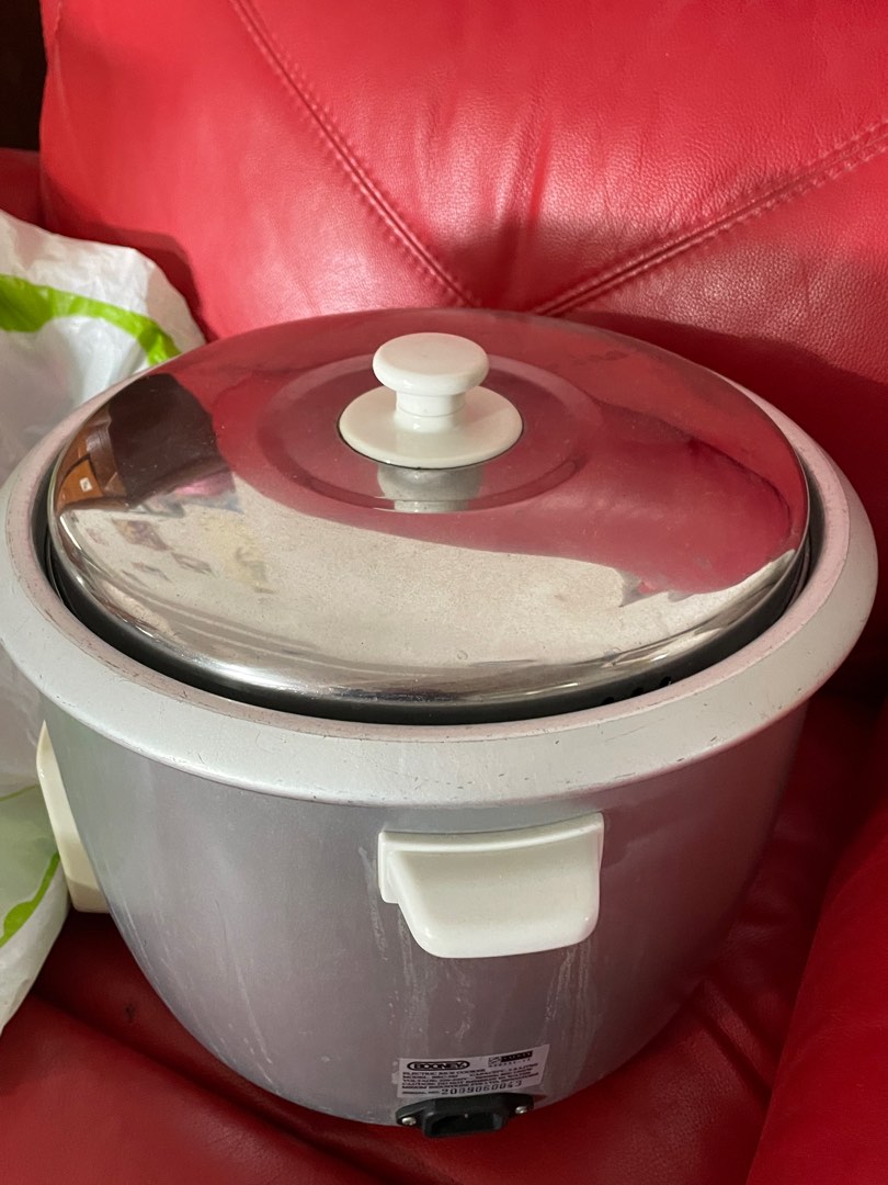 Rice Cooker, TV & Home Appliances, Kitchen Appliances, Cookers on Carousell
