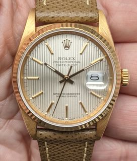 （分類：）位於 。 由 dyswatch 提交（商品編號 1230975978，圖片 1）。簡介： 。