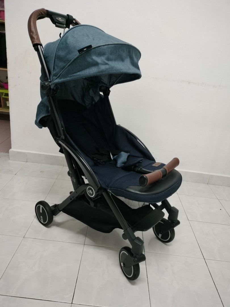 Royal kiddy air transporter stroller, Babies & Kids, Going Out