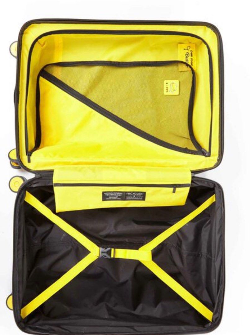 Samsonite Red BTS Butter 65/24 Spinner EXP, Hobbies & Toys, Travel