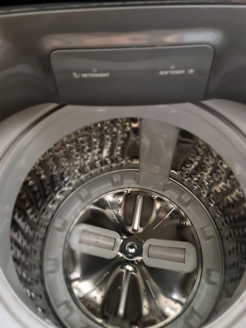 Samsung 7.9 litres Water Efficient 9KG Top Load Washing Machine, TV