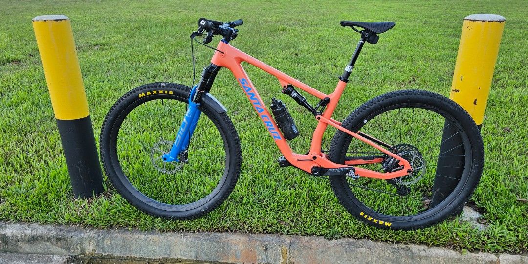 Santa cruz Blur Brand new Frame 2024 Sports Equipment Bicycles