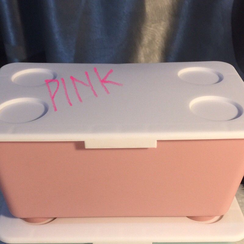 (Satuan) Storage box mr diy pink blue tempat photocard, Perabotan Rumah