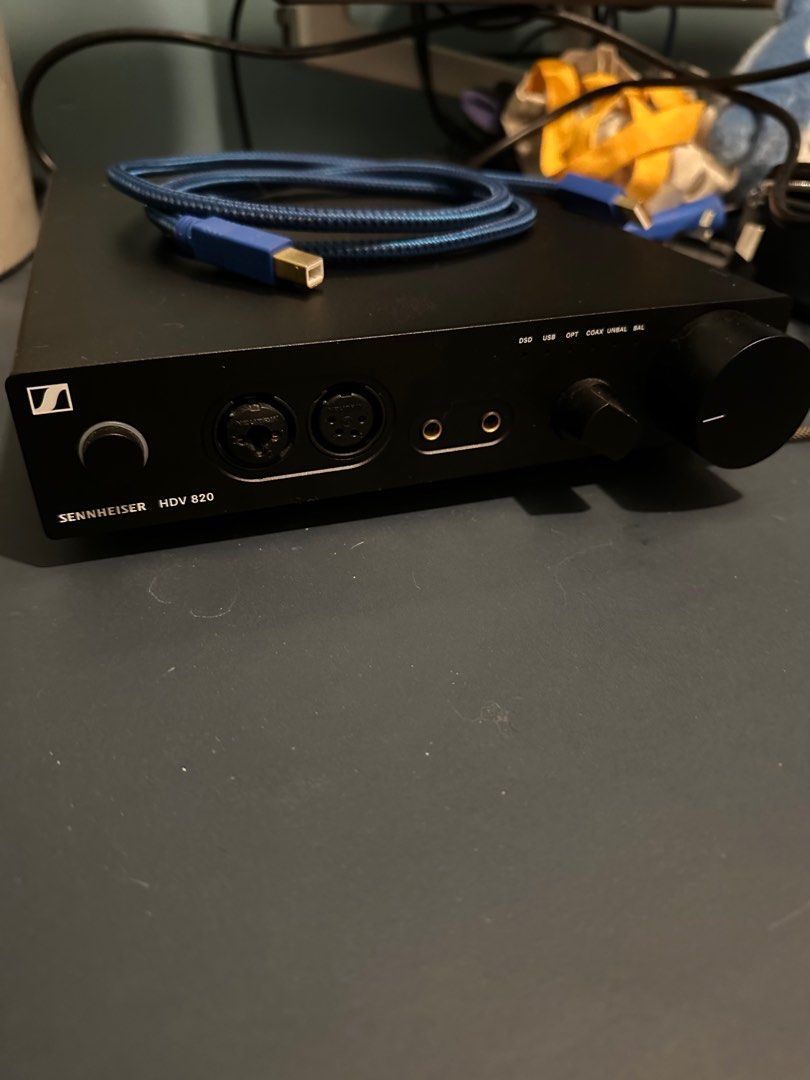 Sennheiser HD800S + HDV820 Headphone AMP, 音響器材, 頭戴式/罩耳式耳機 Carousell