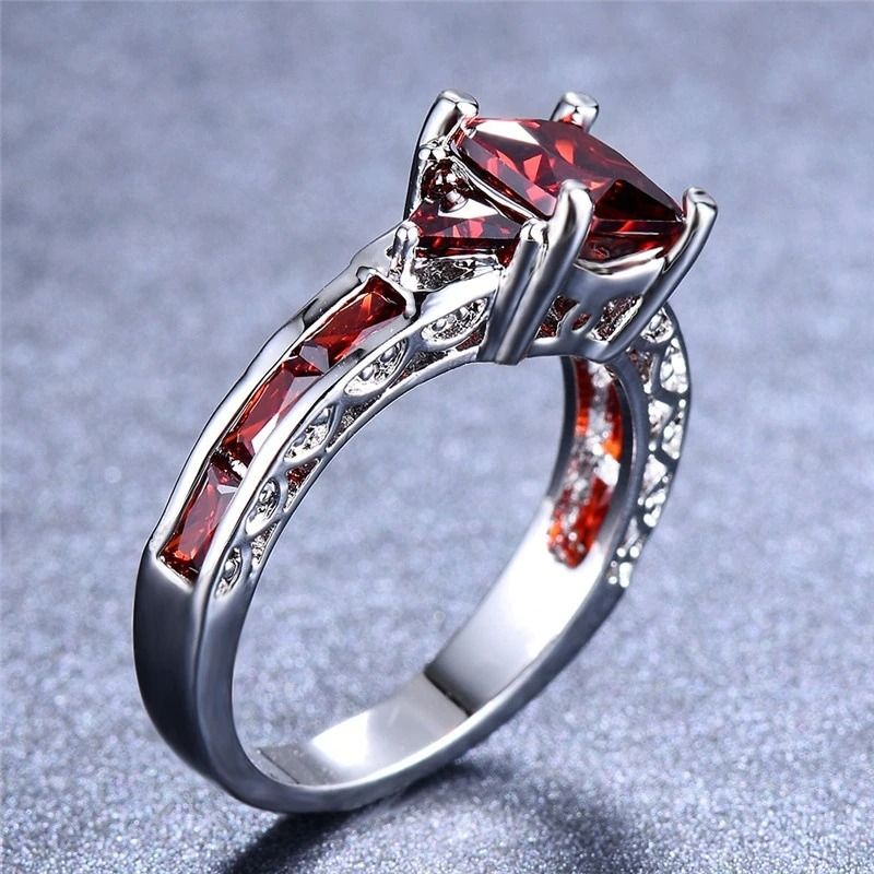Garnet silver hotsell ring