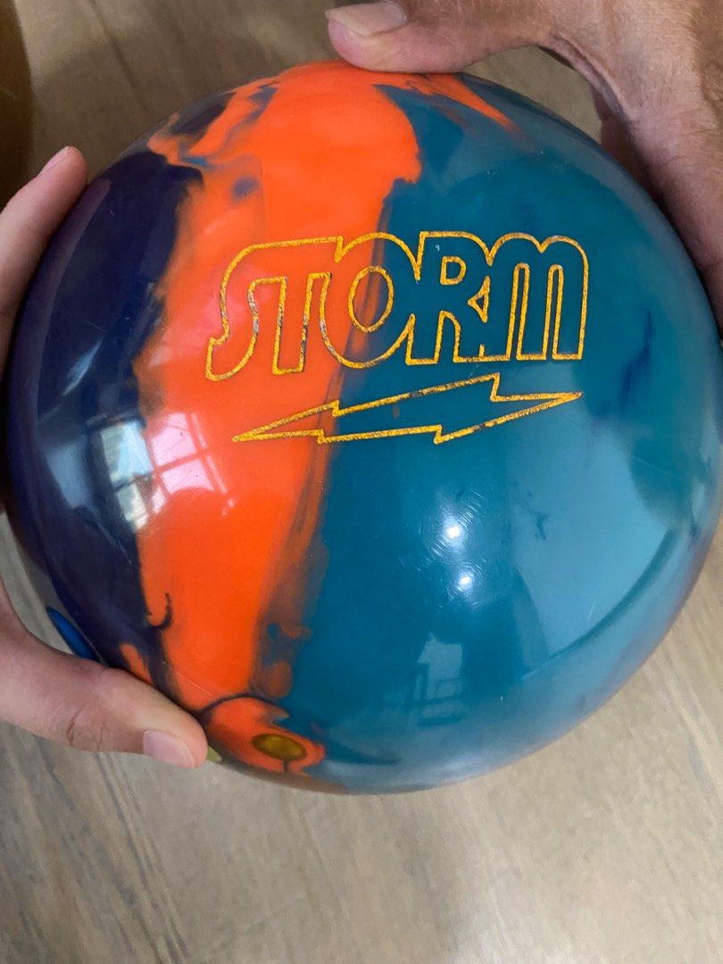 Storm Bowling Ball (Parallax Effect), Sports Equipment, Sports & Games