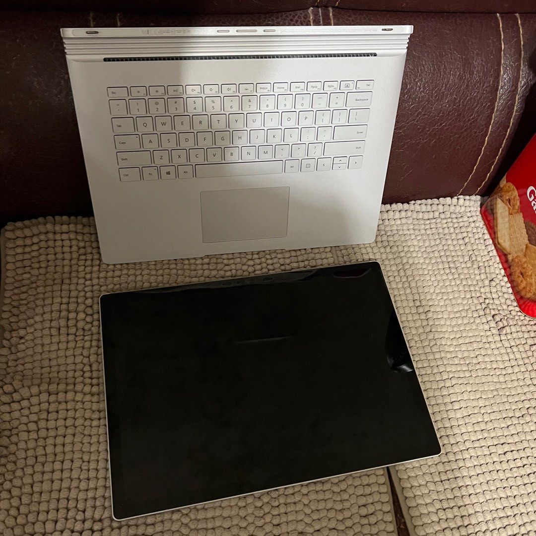 surfacebook 2 15吋可少議, 電腦＆科技, 手提電腦- Carousell