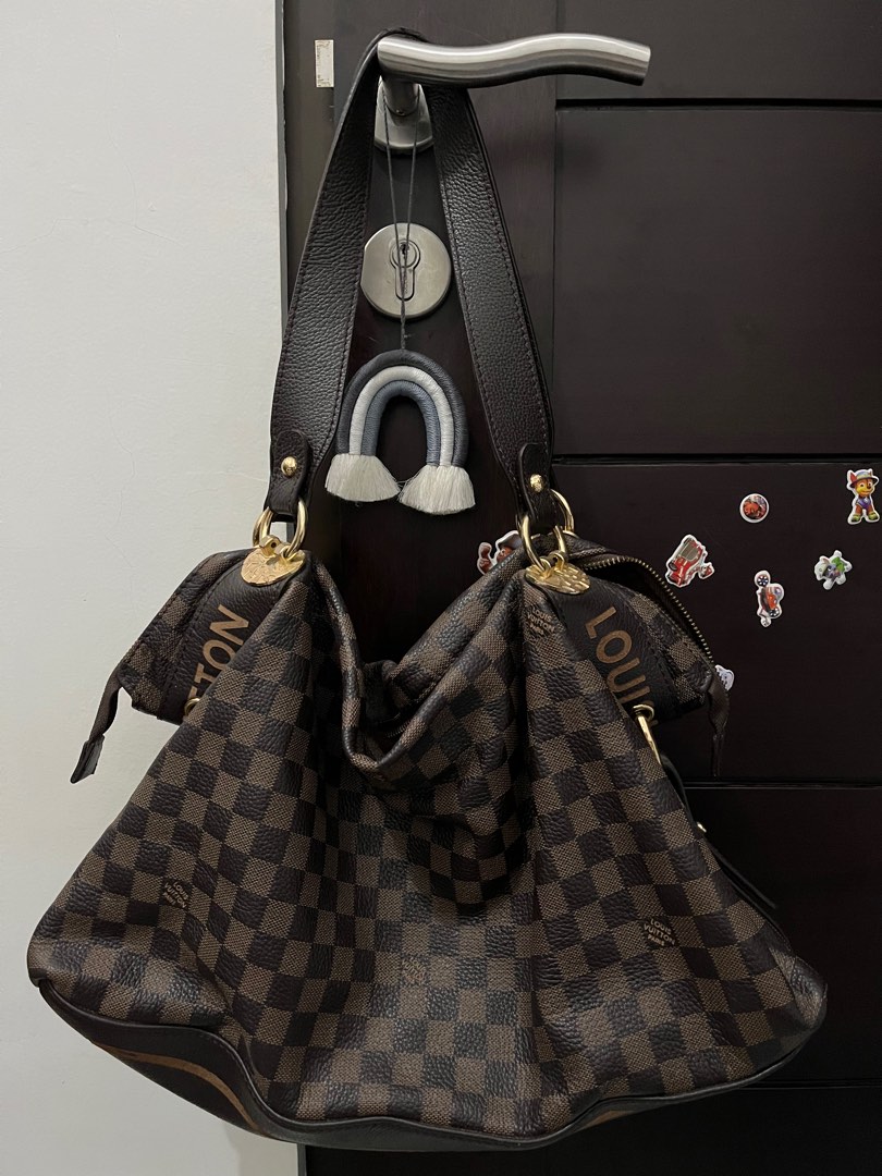 Tas Louis Vuitton AR2189 Masenger Bags, Fesyen Pria, Tas & Dompet , Tas  Kantor di Carousell