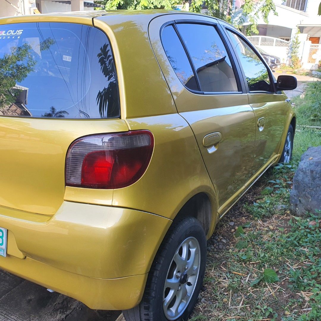 Toyota Echo (Category: Used Cars) located in Quezon City. Submitted by cjlagman (Listing ID 1230934820, Image 3). Description: 2000 automatic cold aircon suspension is good complete documents issue may bula sa hood manipis na goma batasan q.c..