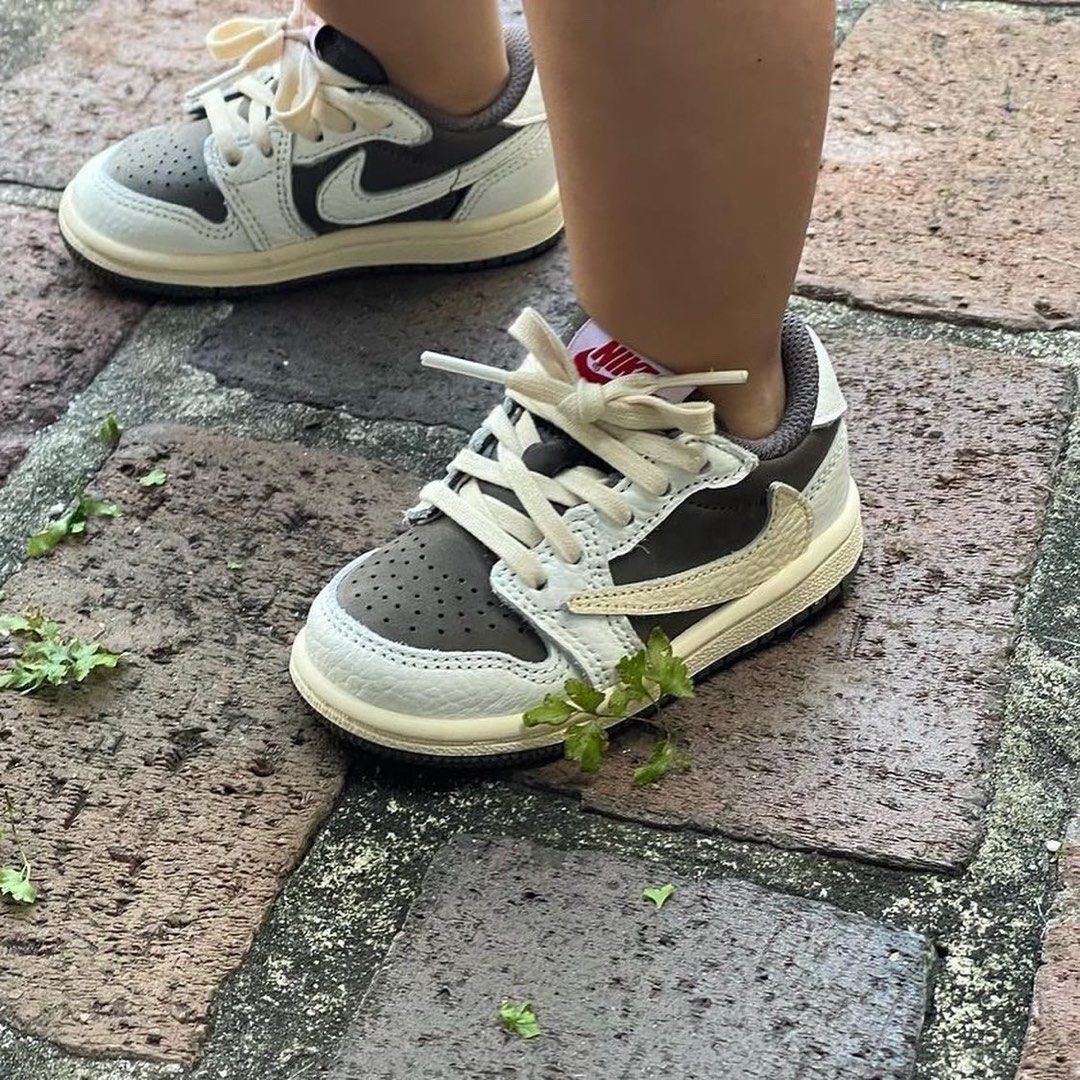 Travis scott 2025 jordan 1 toddler