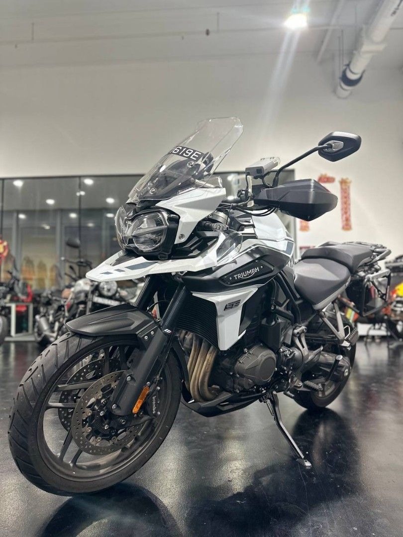 triumph tiger 1200 alpine review